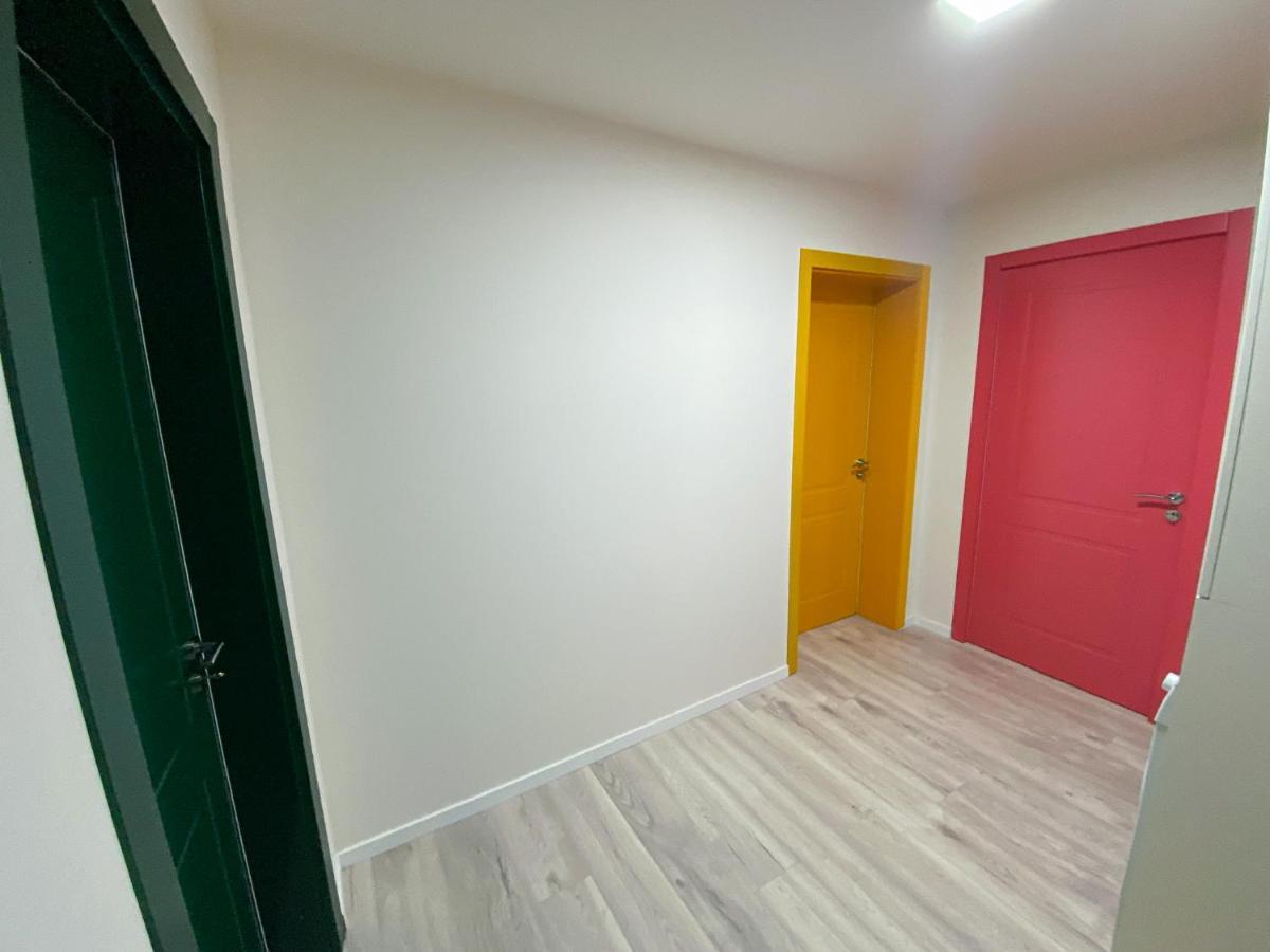 Three Doors Apartments, Kiwi 1+1 Apartment Tirana Bagian luar foto