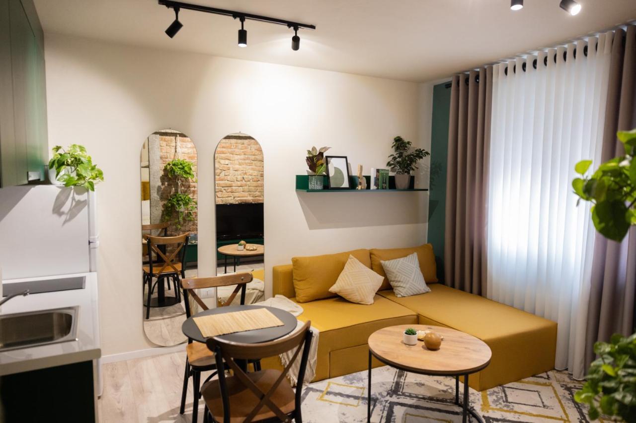 Three Doors Apartments, Kiwi 1+1 Apartment Tirana Bagian luar foto